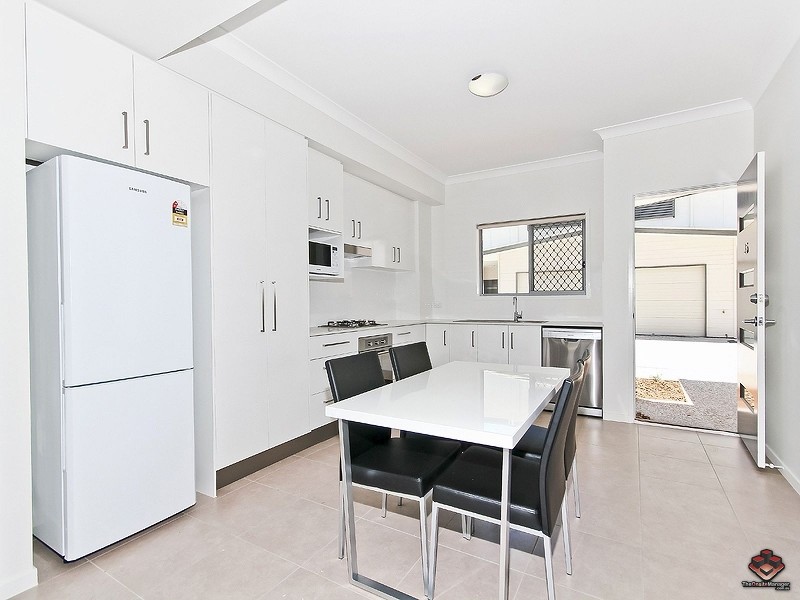 7 Debra Street, Coopers Plains QLD 4108