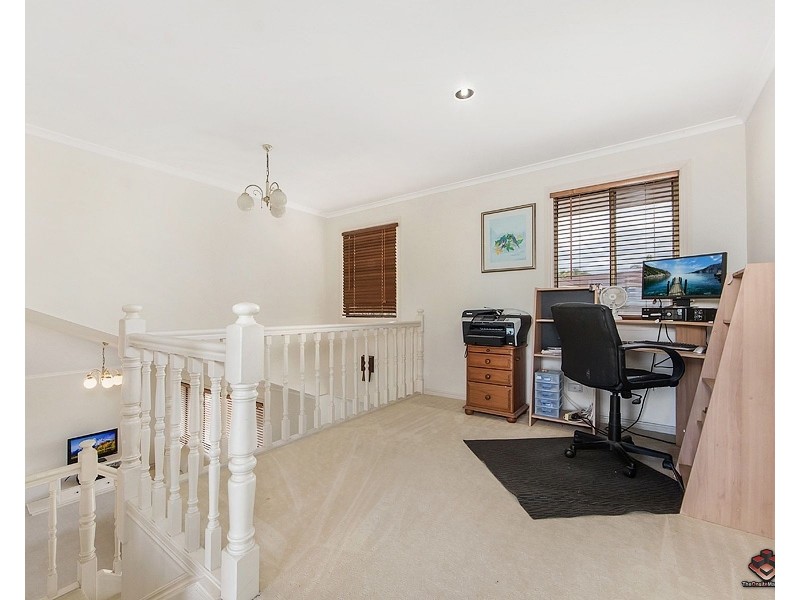 14 Carrumbella Drive, Arundel QLD 4214