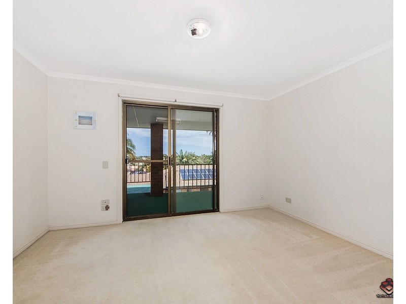 14 Carrumbella Drive, Arundel QLD 4214