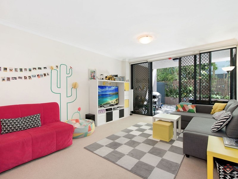 38 Brougham Street, Fairfield QLD 4103