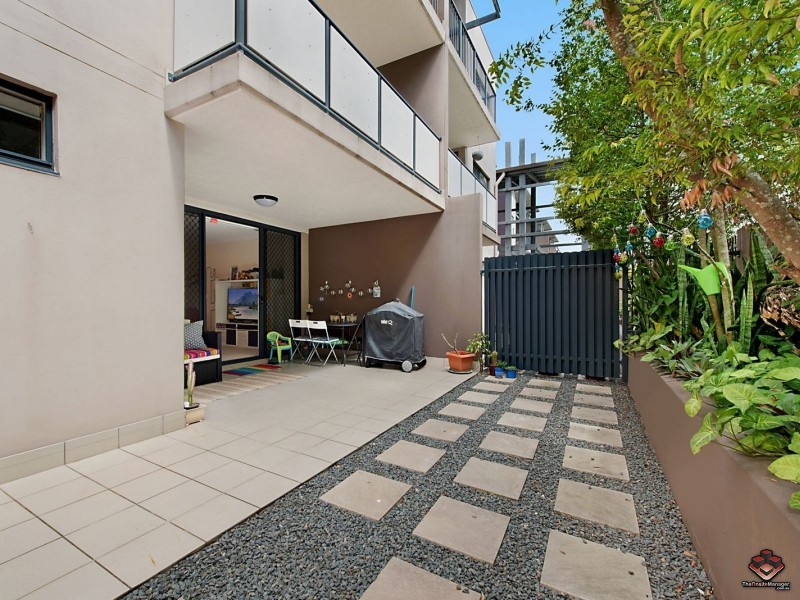 38 Brougham Street, Fairfield QLD 4103