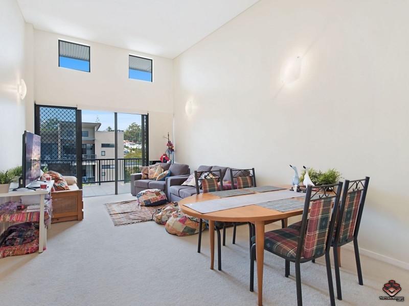 38 Brougham Street, Fairfield QLD 4103