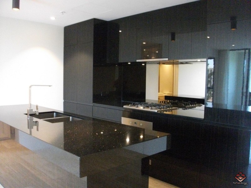 1 Marina Drive, Benowa QLD 4217