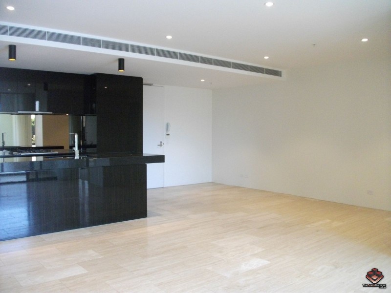 1 Marina Drive, Benowa QLD 4217