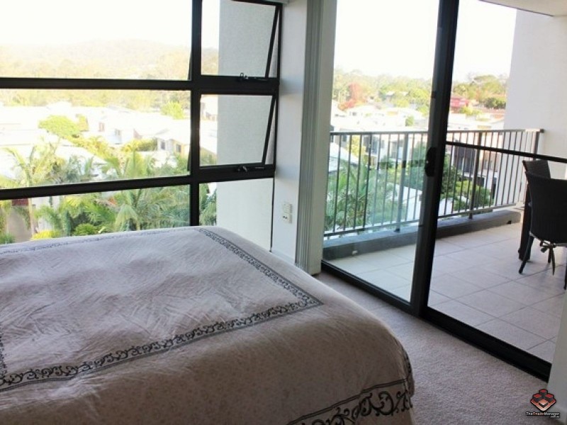 16 Surbiton Court, Carindale QLD 4152