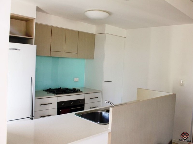 16 Surbiton Court, Carindale QLD 4152