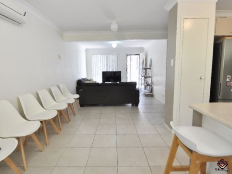 130 Jutland Street, Oxley QLD 4075