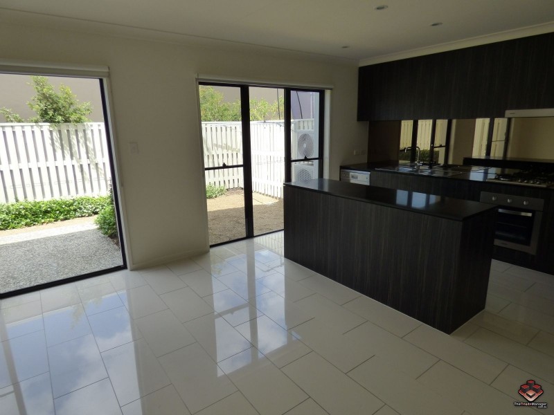 Pacific Pines QLD 4211