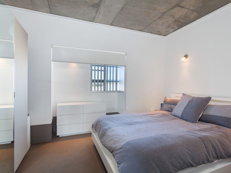 U602/8 Skyring Terrace, Teneriffe QLD 4005