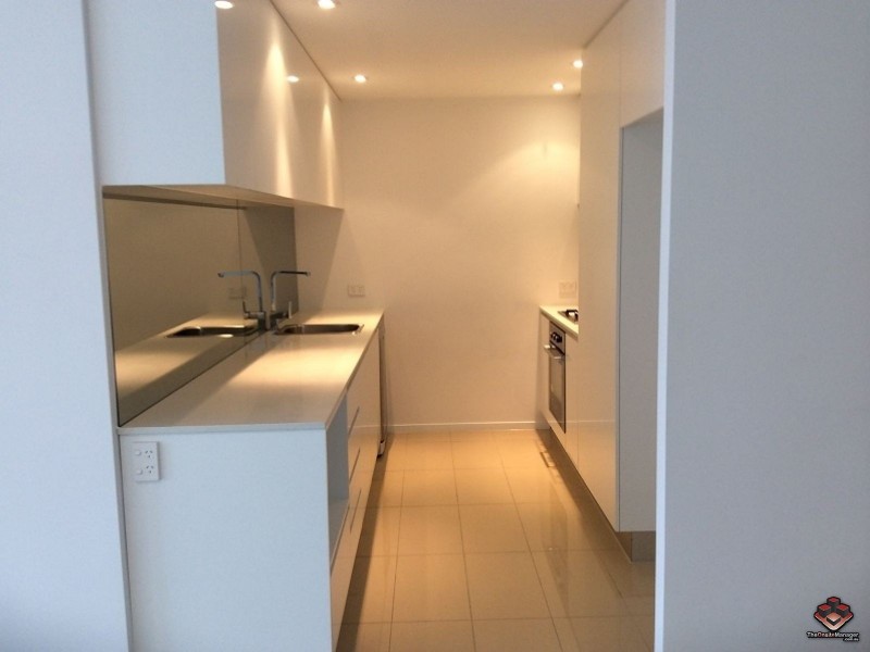 43 Harbour Town Drive, Biggera Waters QLD 4216