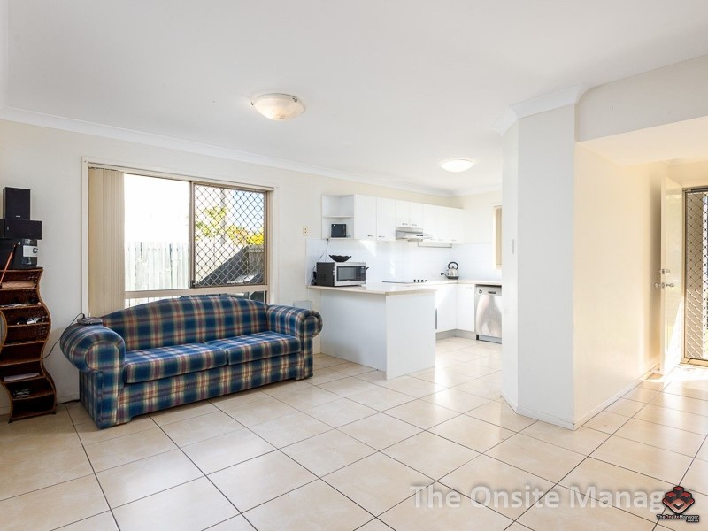 21 Earnshaw Street, Calamvale QLD 4116