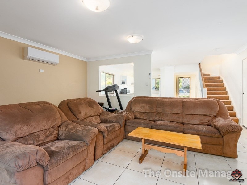 21 Earnshaw Street, Calamvale QLD 4116