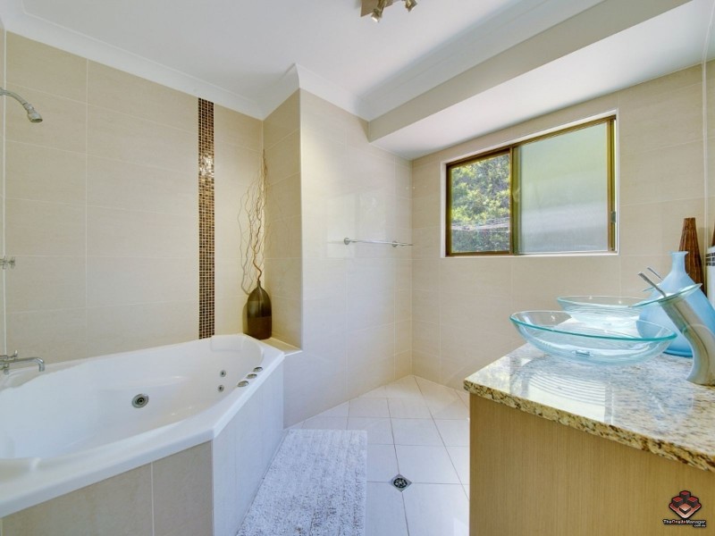 19 Cliff Street, Yeppoon QLD 4703