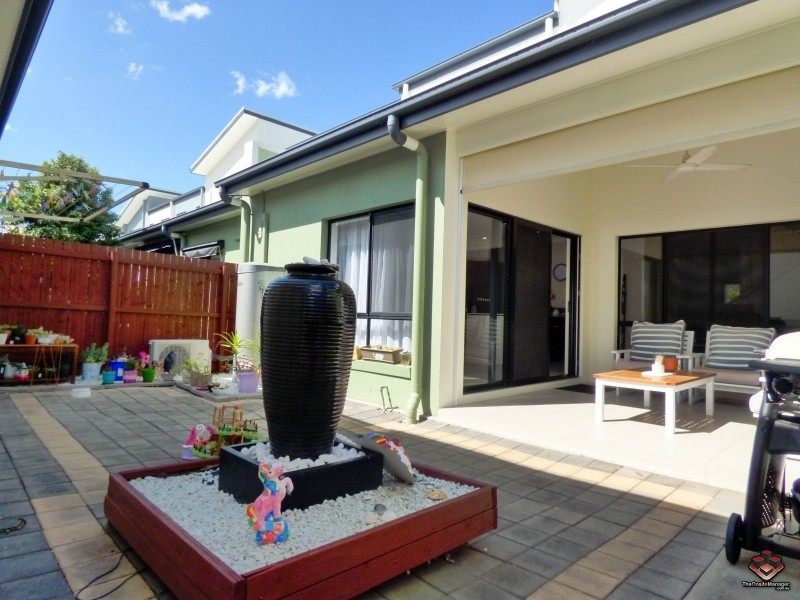 16 Surbiton Court, Carindale QLD 4152
