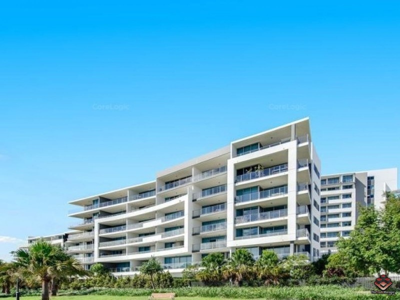 41 Harbour Town Drive, Biggera Waters QLD 4216
