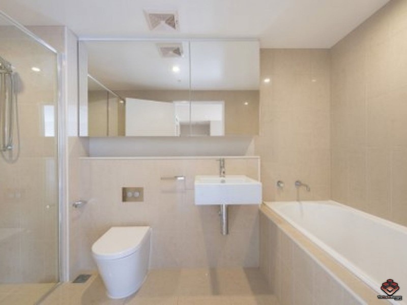 37C Harbour Road, Hamilton QLD 4007