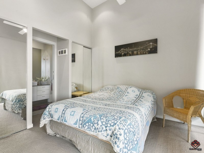 40/18 Riverbend Place, Bulimba QLD 4171