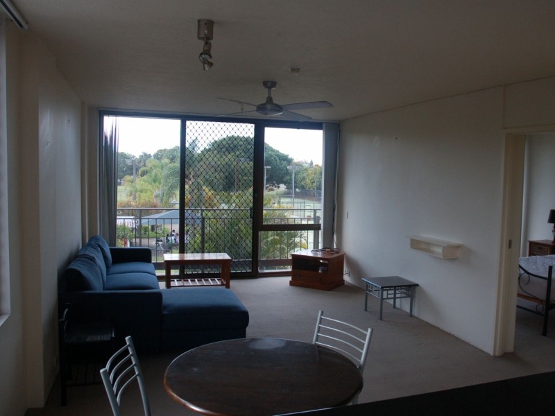 13 Fairway Drive, Clear Island Waters QLD 4226