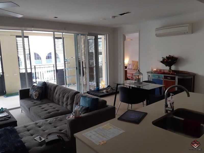3030 The Boulevard, Carrara QLD 4211