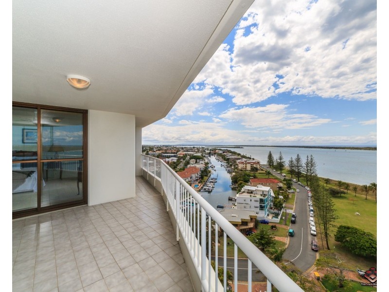 40/7 Oatland Esplanade, Runaway Bay QLD 4216