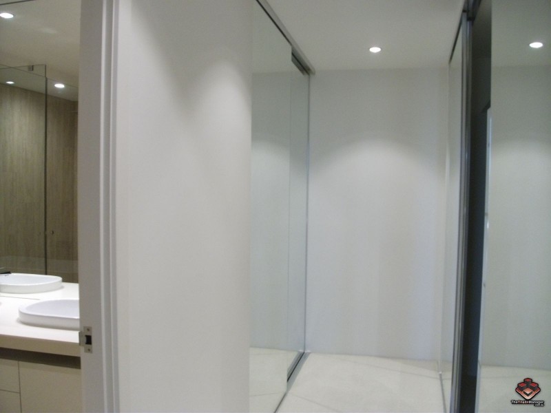 1 Marina Drive, Benowa QLD 4217