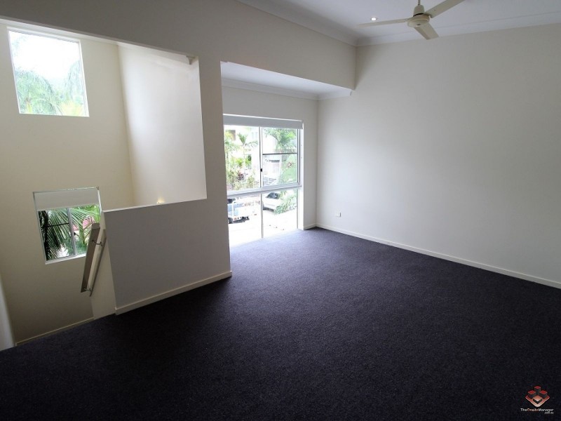 65 Manooka Drive, Cannonvale QLD 4802