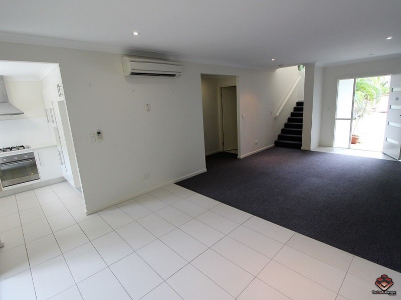 65 Manooka Drive, Cannonvale QLD 4802
