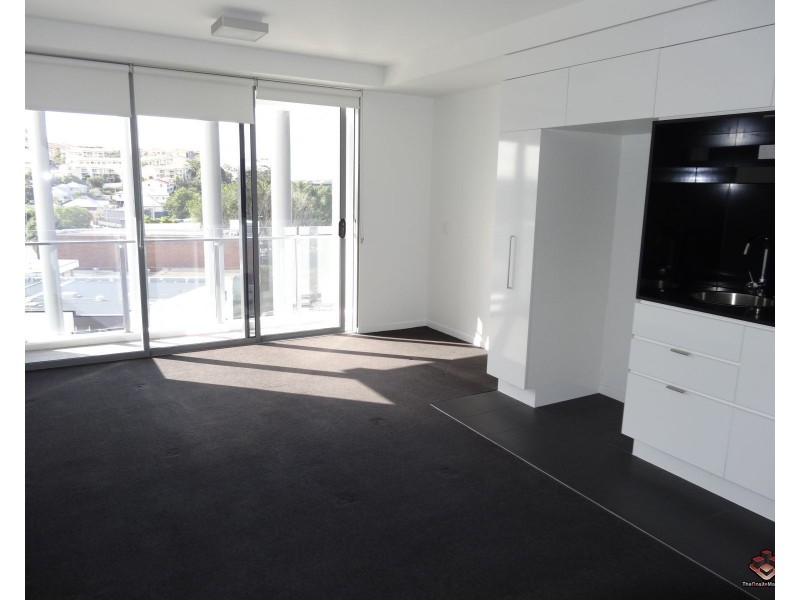 8 Jeays Street, Bowen Hills QLD 4006