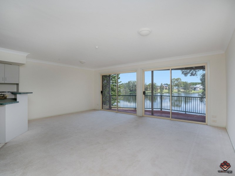 Unit 62 / 7-9 Santa Cruz Boulevard, Clear Island Waters QLD 4226