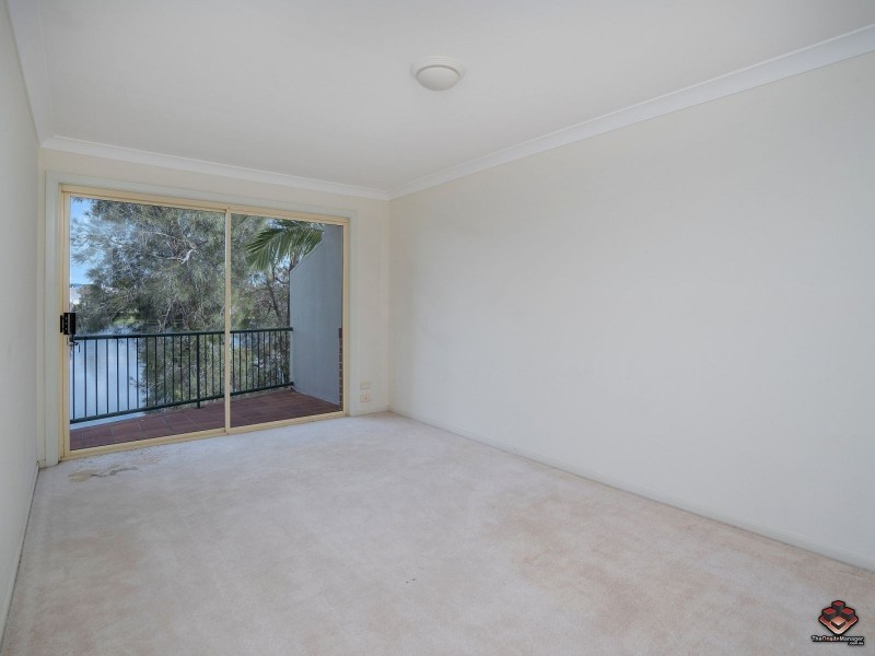 Unit 62 / 7-9 Santa Cruz Boulevard, Clear Island Waters QLD 4226