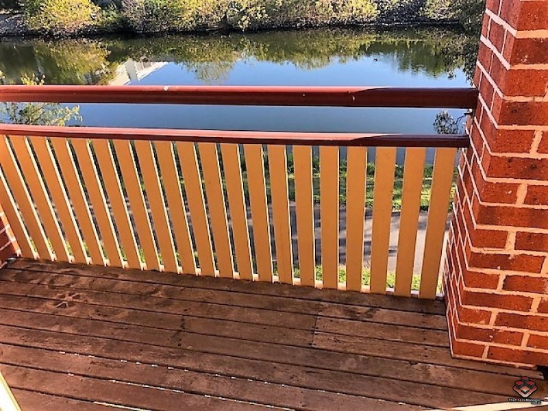 100 Racecourse Drive, Bundall QLD 4217