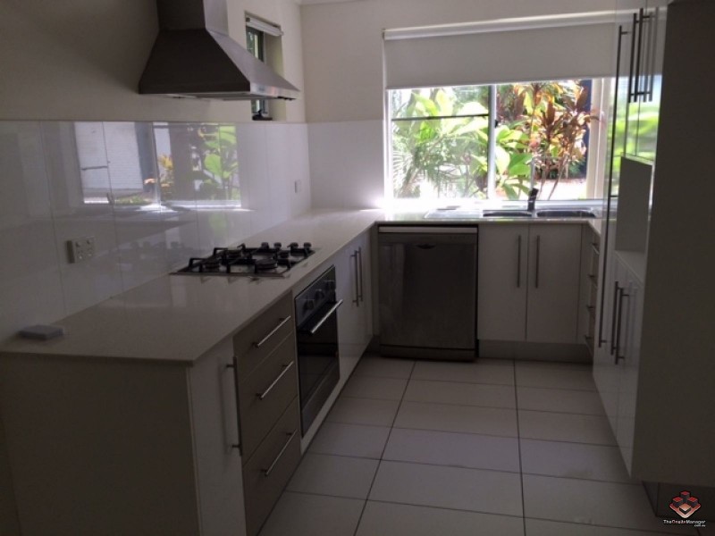 65 Manooka Drive, Cannonvale QLD 4802