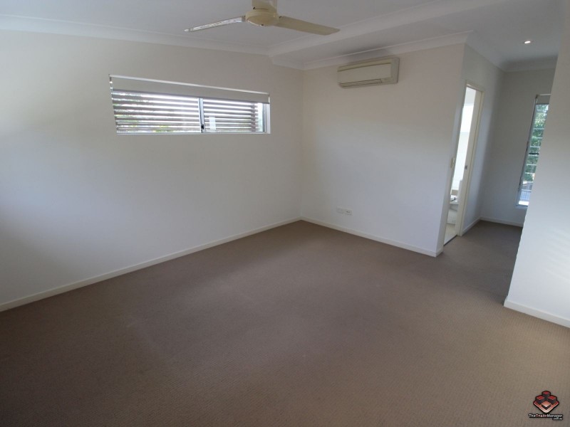 65 Manooka Drive, Cannonvale QLD 4802