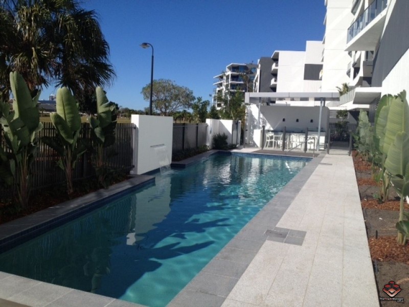 15 Compass Drive, Biggera Waters QLD 4216