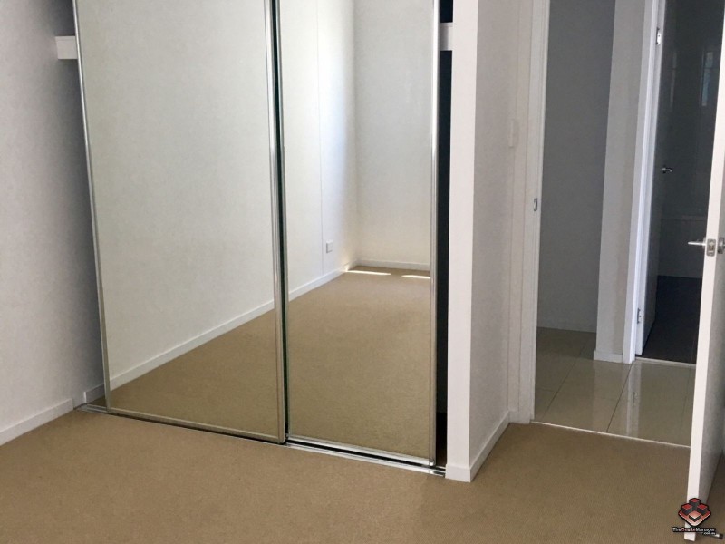 15 Compass Drive, Biggera Waters QLD 4216