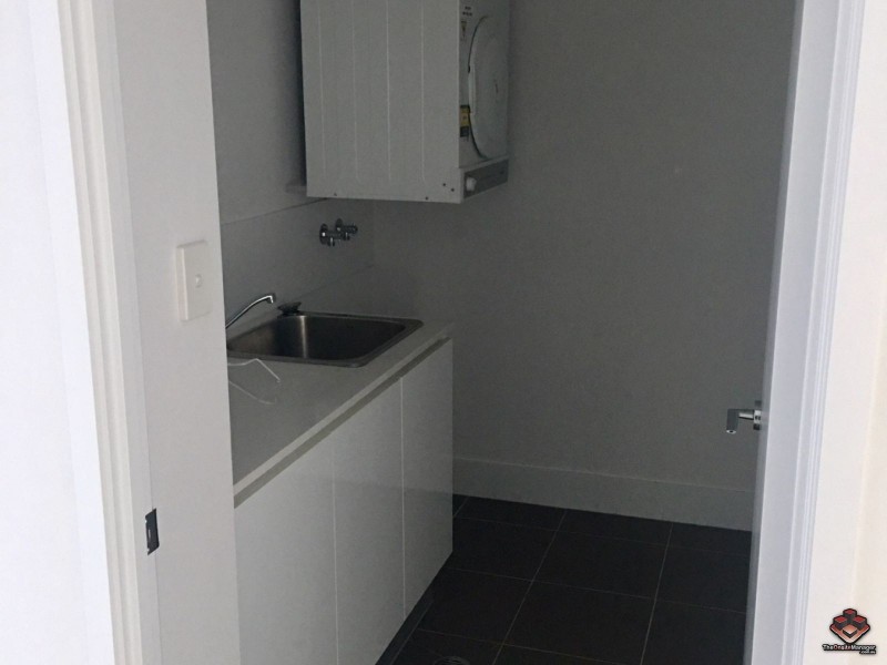 15 Compass Drive, Biggera Waters QLD 4216