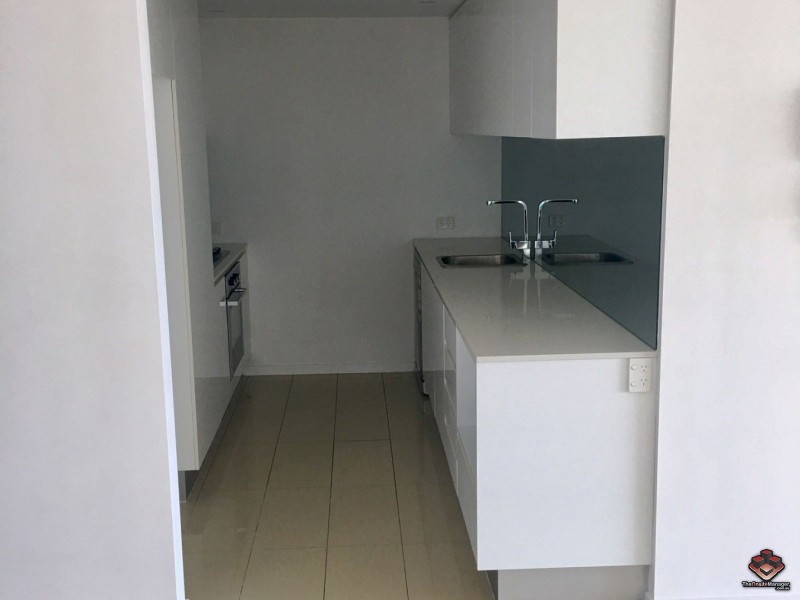 15 Compass Drive, Biggera Waters QLD 4216