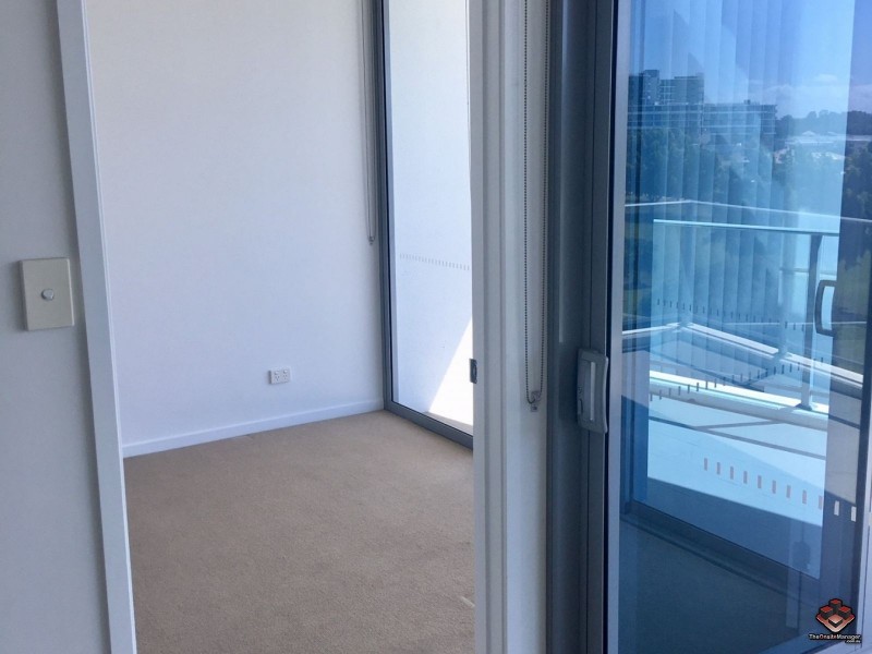 15 Compass Drive, Biggera Waters QLD 4216