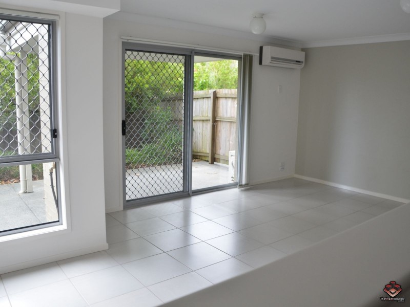 131 McAuley Parade, Pacific Pines QLD 4211