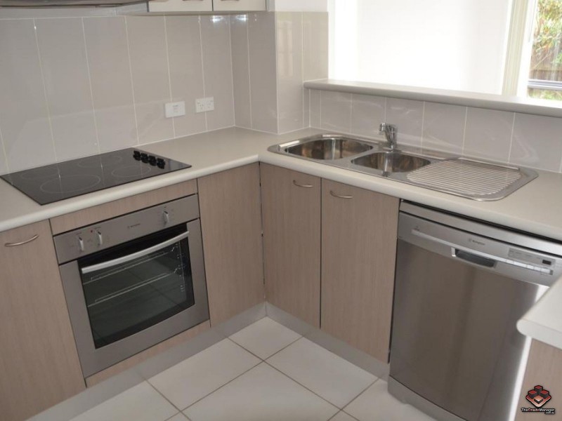 131 McAuley Parade, Pacific Pines QLD 4211