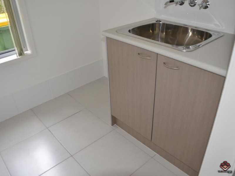 131 McAuley Parade, Pacific Pines QLD 4211