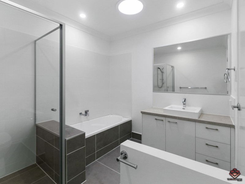 2 / 39 Surman Street, Birkdale QLD 4159