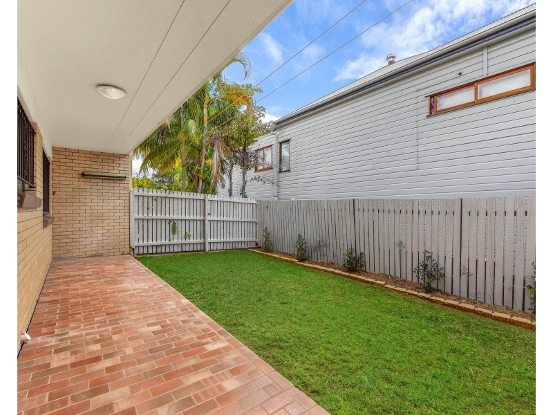 8 Heidelberg Street, East Brisbane QLD 4169