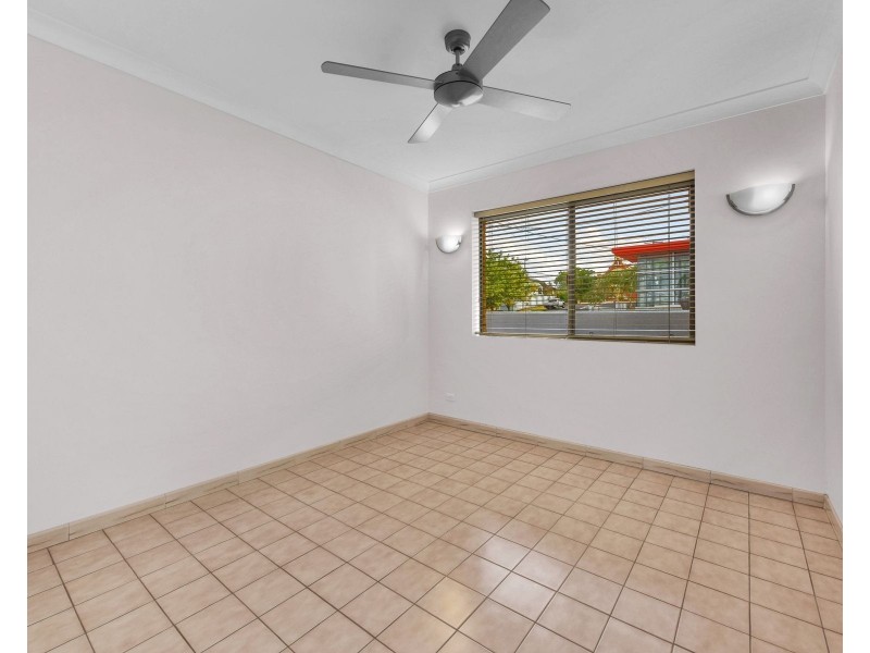 8 Heidelberg Street, East Brisbane QLD 4169