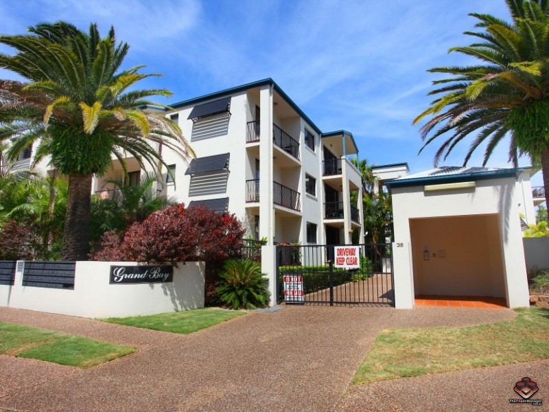 38 Labrador Street, Labrador QLD 4215