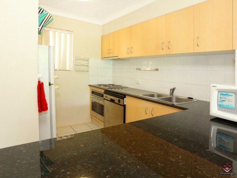 38 Labrador Street, Labrador QLD 4215