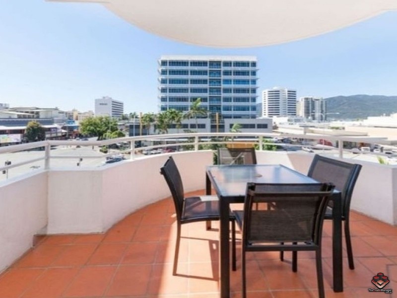 73 Spence Street, Cairns City QLD 4870