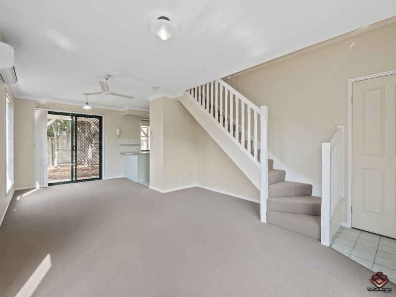 90 Oakleaf Street, Eight Mile Plains QLD 4113