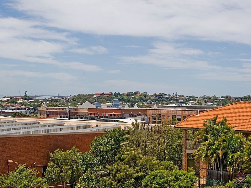 246 Arthur Street, Teneriffe QLD 4005