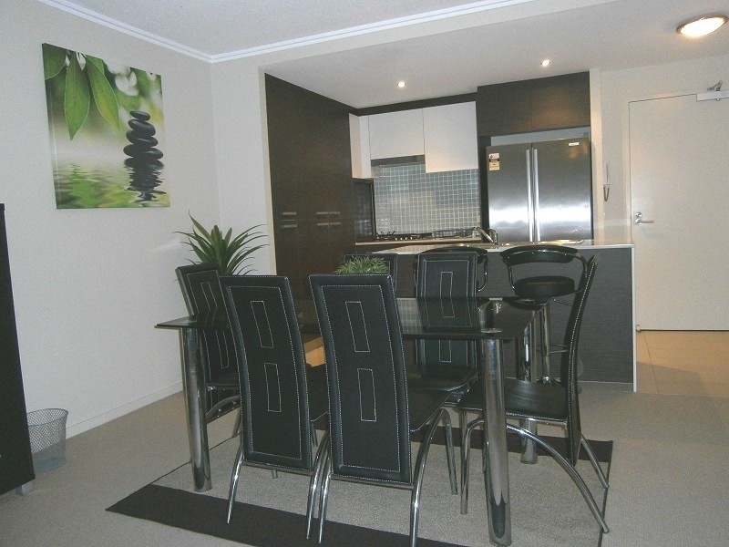 3 Dawn – 154 Musgrave Avenue, Southport QLD 4215